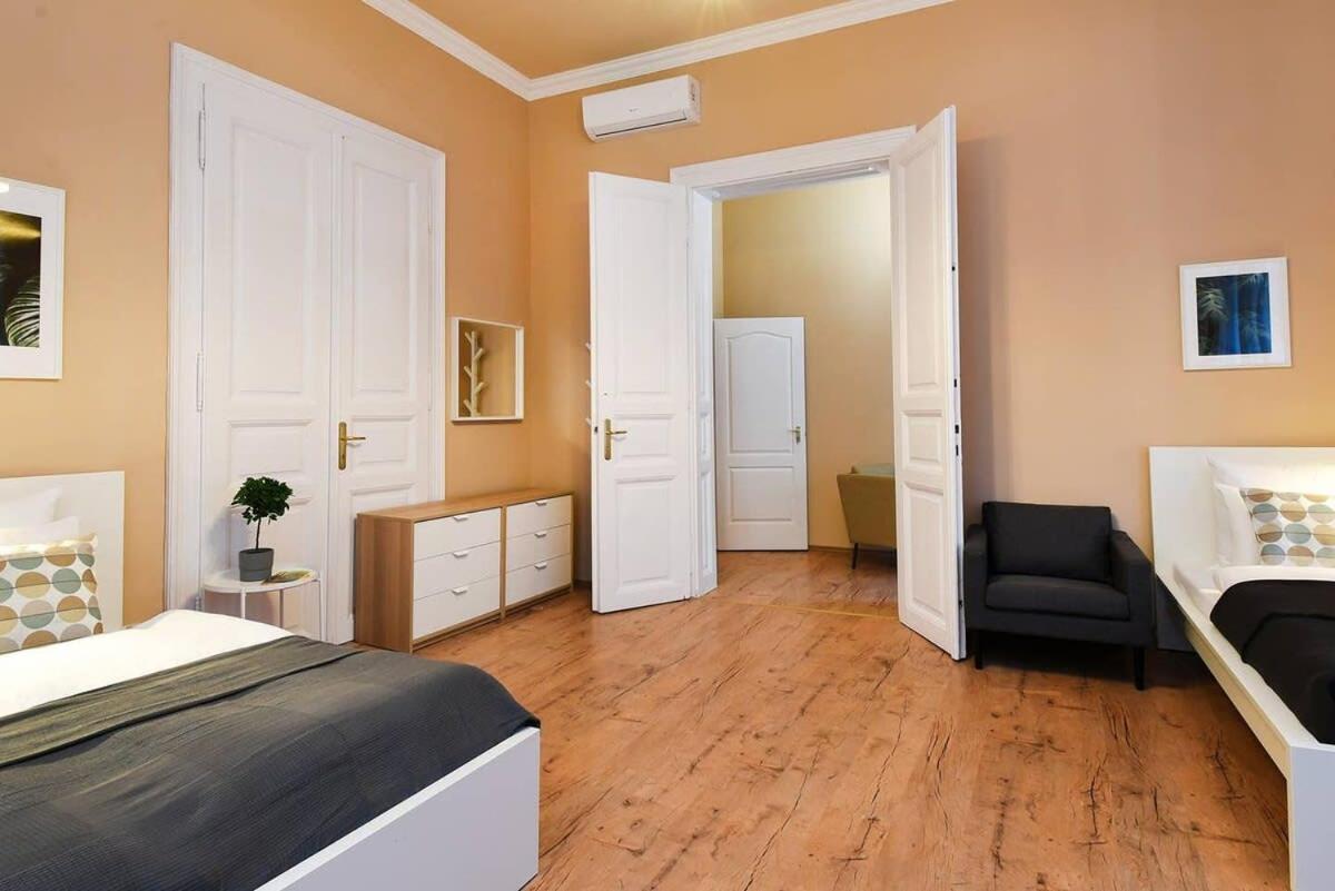 Very Central Very Spacious New Home Budapeszt Zewnętrze zdjęcie